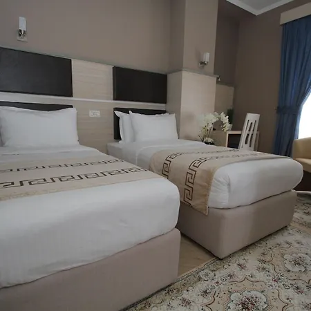 Capital Bruci 3* Tirana