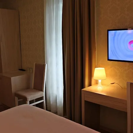 酒店 Capital Bruci 3*