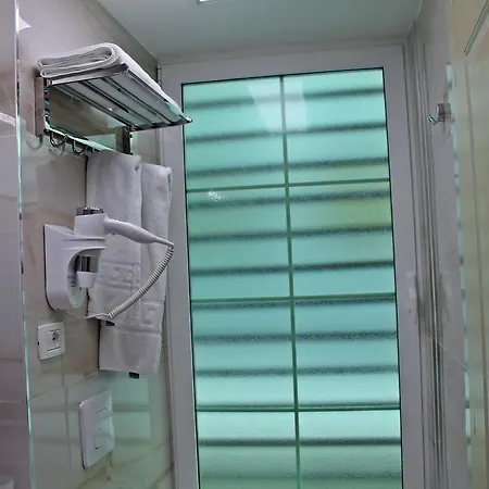 Capital Bruci 酒店