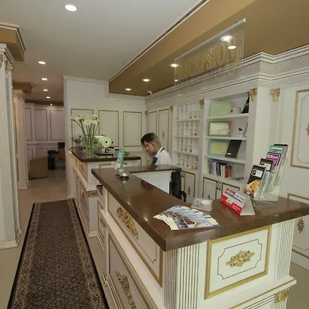 Capital Bruci 酒店