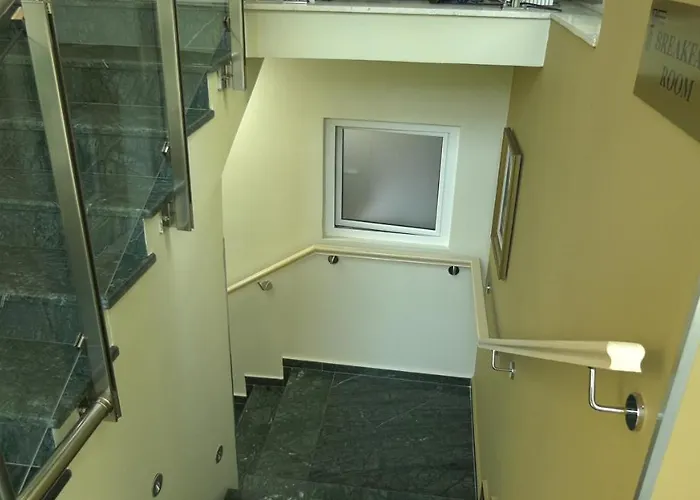 Otel Capital Bruci 3*