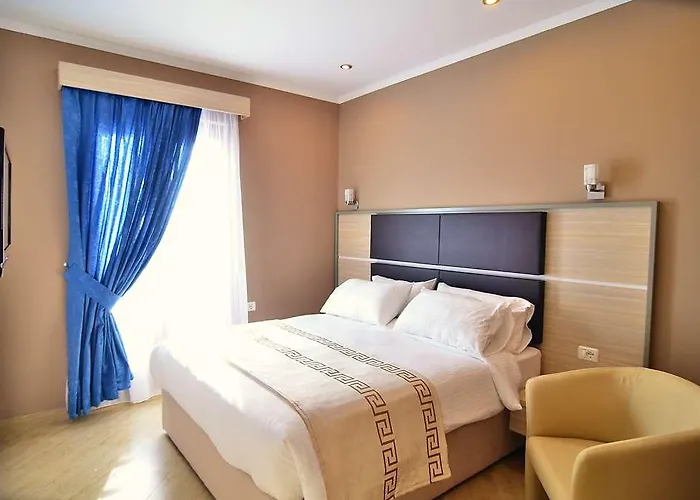 Capital Bruci Otel 3*