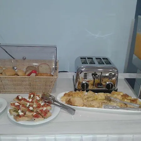 Capital Bruci 3* טיראנה