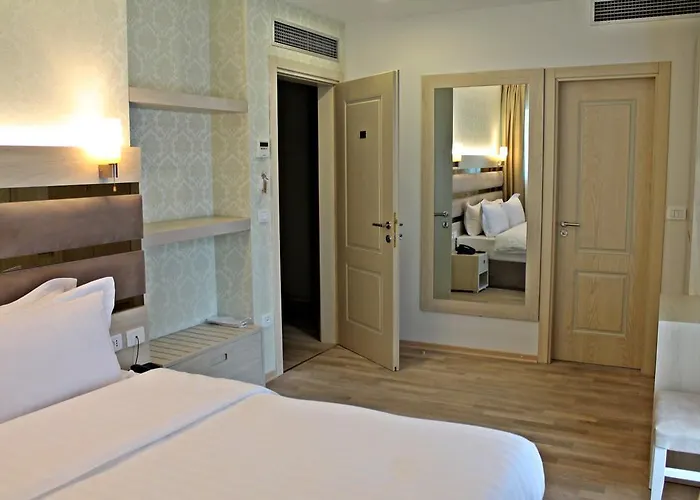 Capital Bruci Tirana